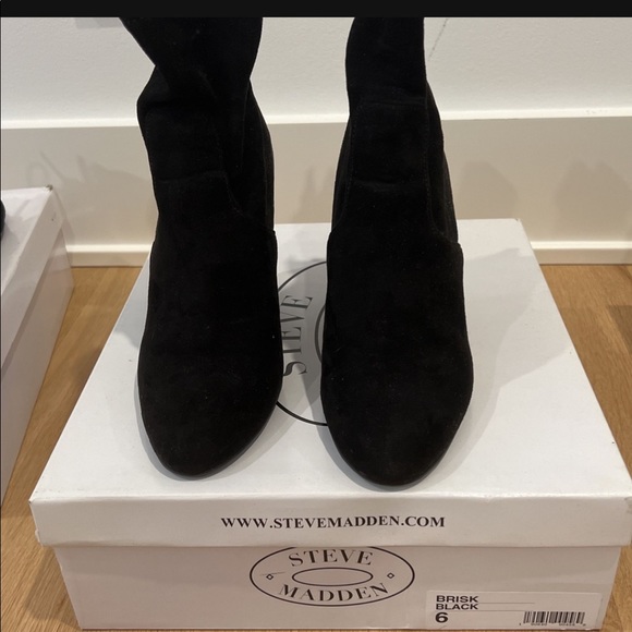 Steve Madden booties - Picture 3 of 3